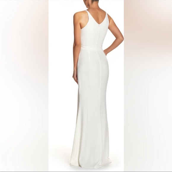 DRESS THE POPULATION BRIDAL SIDE SLIT CREPE GOWN - Picture 2 of 5